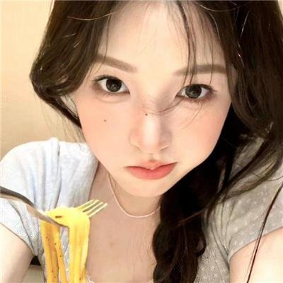 弯曲幸运草